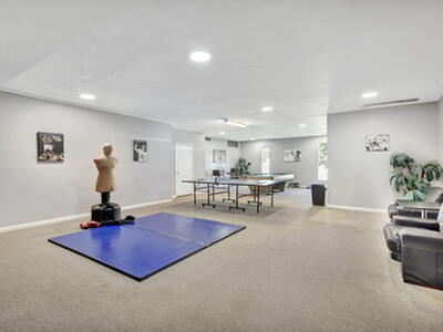 500 Executive Center Drive, West Palm Beach, FL 33401