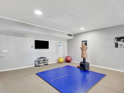 500 Executive Center Drive, West Palm Beach, FL 33401