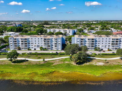 500 Executive Center Drive, West Palm Beach, FL 33401