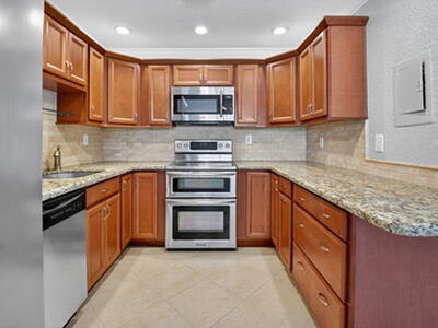 184 Burgundy D, Delray Beach, FL 33484