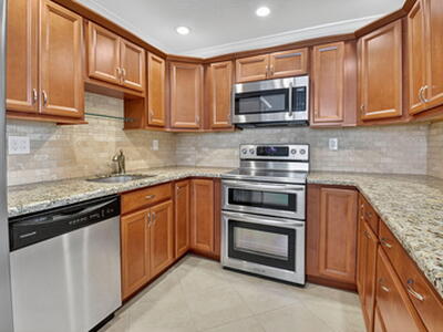 184 Burgundy D, Delray Beach, FL 33484