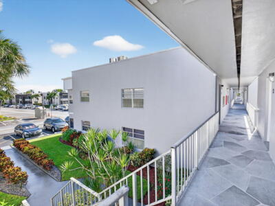 184 Burgundy D, Delray Beach, FL 33484