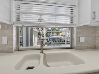 937 Banyan Drive, Delray Beach, FL 33483