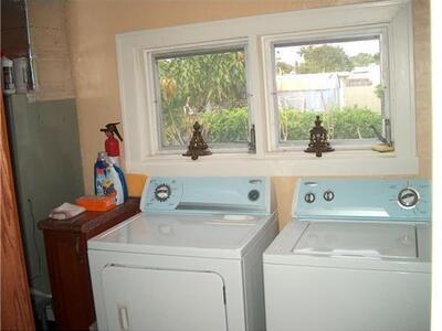 5705 Garden Avenue, West Palm Beach, FL 33405