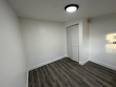 920 N Haverhill Road, Haverhill, FL 33415