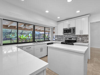 6878 Entrada Place, Boca Raton, FL 33433