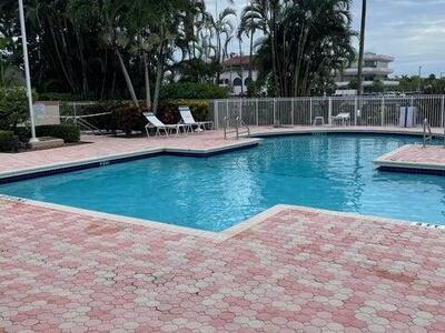6560 Via Regina, Boca Raton, FL 33433