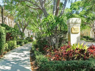 43 Live Oak Circle, Tequesta, FL 33469