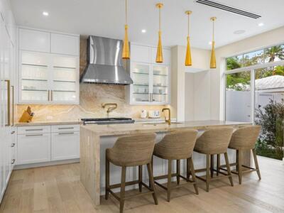 909 Bond Way, Delray Beach, FL 33483