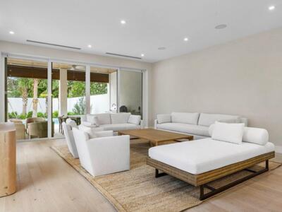 909 Bond Way, Delray Beach, FL 33483