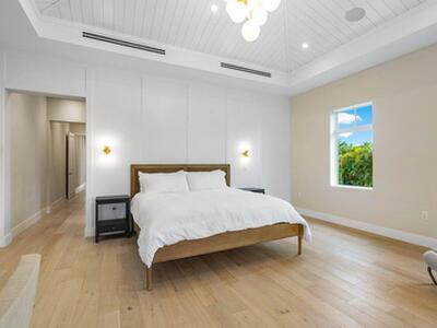 909 Bond Way, Delray Beach, FL 33483