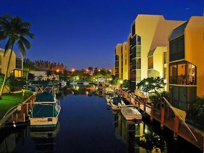 6 Royal Palm Way, Boca Raton, FL 33432