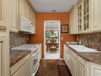 11355 Pond View Drive, Wellington, FL 33414