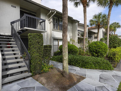 11355 Pond View Drive, Wellington, FL 33414