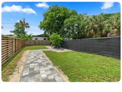 529 NW 15th Way, Fort Lauderdale, FL 33311