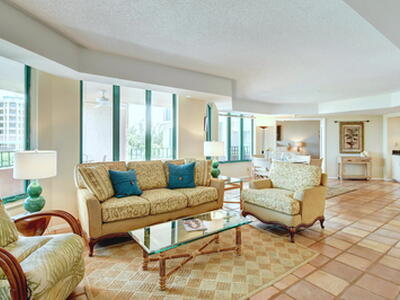 140 SE 5th Avenue, Boca Raton, FL 33432