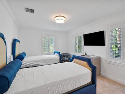 100 Regents Park Road, Palm Beach, FL 33480