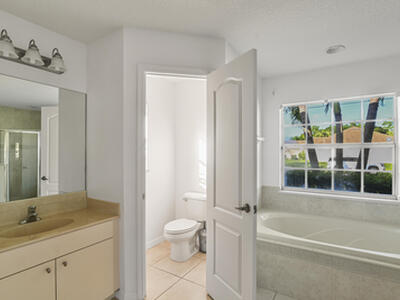 4013 SW Winslow Street, Port Saint Lucie, FL 34953