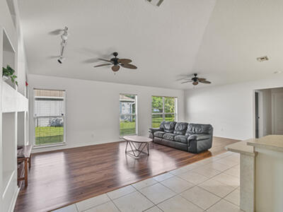 4013 SW Winslow Street, Port Saint Lucie, FL 34953