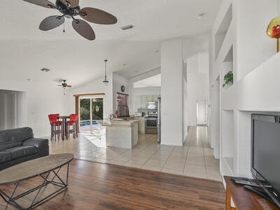 4013 SW Winslow Street, Port Saint Lucie, FL 34953