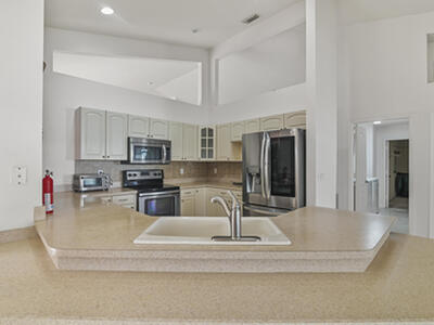 4013 SW Winslow Street, Port Saint Lucie, FL 34953