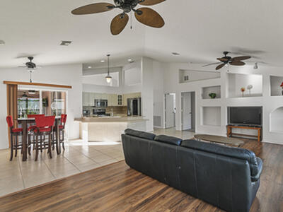 4013 SW Winslow Street, Port Saint Lucie, FL 34953