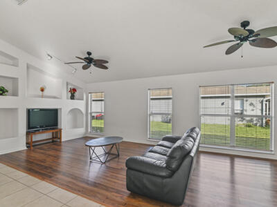 4013 SW Winslow Street, Port Saint Lucie, FL 34953