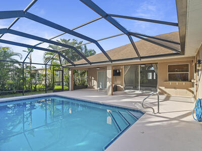 4013 SW Winslow Street, Port Saint Lucie, FL 34953