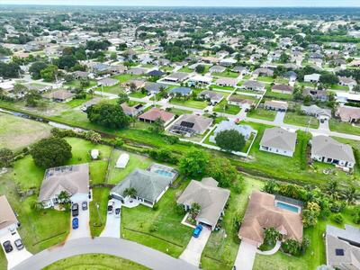 4013 SW Winslow Street, Port Saint Lucie, FL 34953