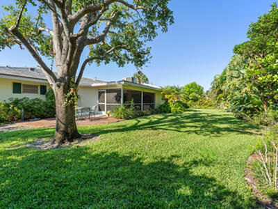 107 Cruiser Road N, North Palm Beach, FL 33408