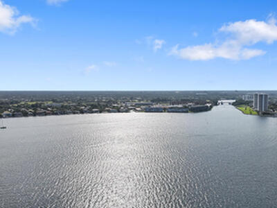 107 Cruiser Road N, North Palm Beach, FL 33408