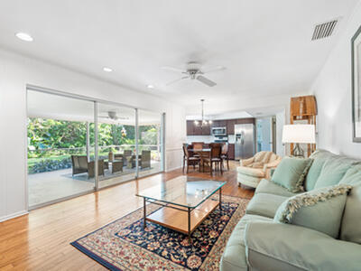 107 Cruiser Road N, North Palm Beach, FL 33408