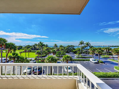 5540 N Ocean Drive, Singer Island, FL 33404