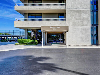 5540 N Ocean Drive, Singer Island, FL 33404