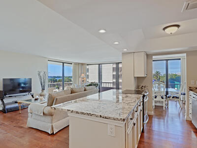 5540 N Ocean Drive, Singer Island, FL 33404