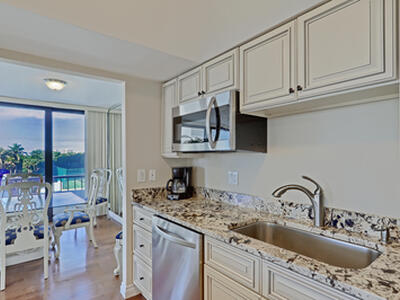 5540 N Ocean Drive, Singer Island, FL 33404