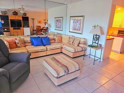 4074 Cornwall D, Boca Raton, FL 33434