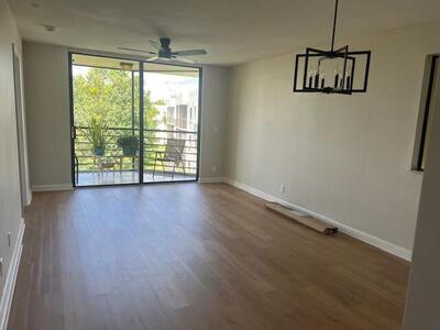 3138 Via Poinciana, Lake Worth, FL 33467