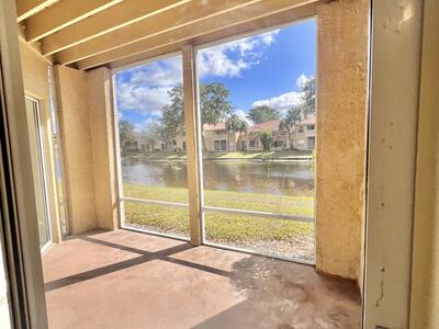 4855 Via Palm Lakes, West Palm Beach, FL 33417