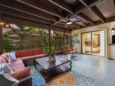 908 Lakeview Circle, Royal Palm Beach, FL 33411