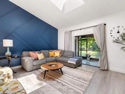 908 Lakeview Circle, Royal Palm Beach, FL 33411