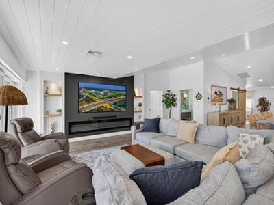 90 NW Alice Street, Jensen Beach, FL 34957