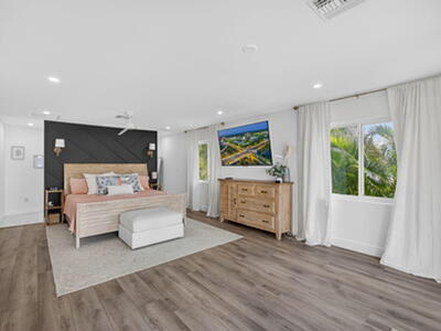 90 NW Alice Street, Jensen Beach, FL 34957