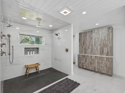 90 NW Alice Street, Jensen Beach, FL 34957