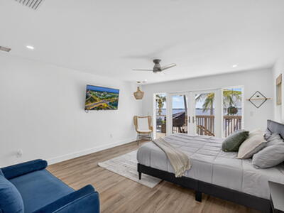 90 NW Alice Street, Jensen Beach, FL 34957