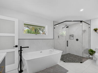 90 NW Alice Street, Jensen Beach, FL 34957