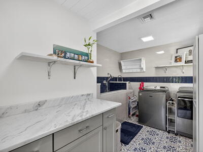 90 NW Alice Street, Jensen Beach, FL 34957