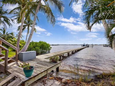 90 NW Alice Street, Jensen Beach, FL 34957