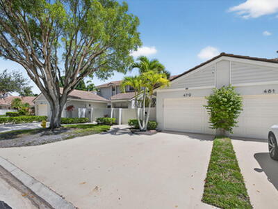 479 Prestwick Circle