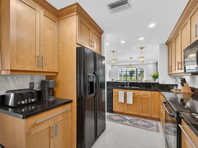 479 Prestwick Circle, Palm Beach Gardens, FL 33418